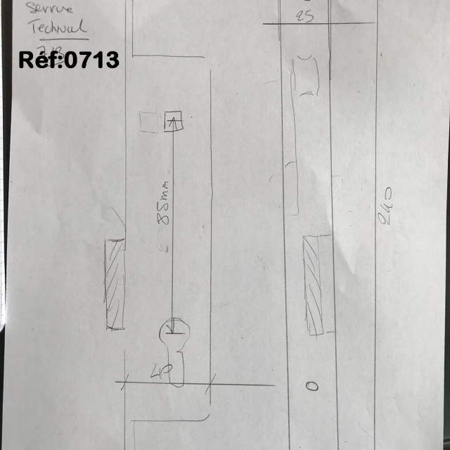 Serrure de porte  TECHNAL avec cylindre et gache 3