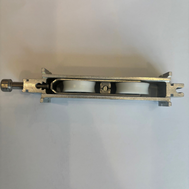 WICONA  galet roulette WICONA ACIER  r�glable  -  3