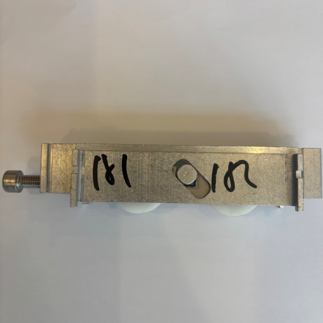 WICONA  galet roulette WICONA ACIER  r�glable  -  2