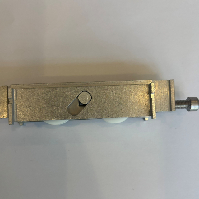 WICONA  galet roulette WICONA ACIER  r�glable  -  5
